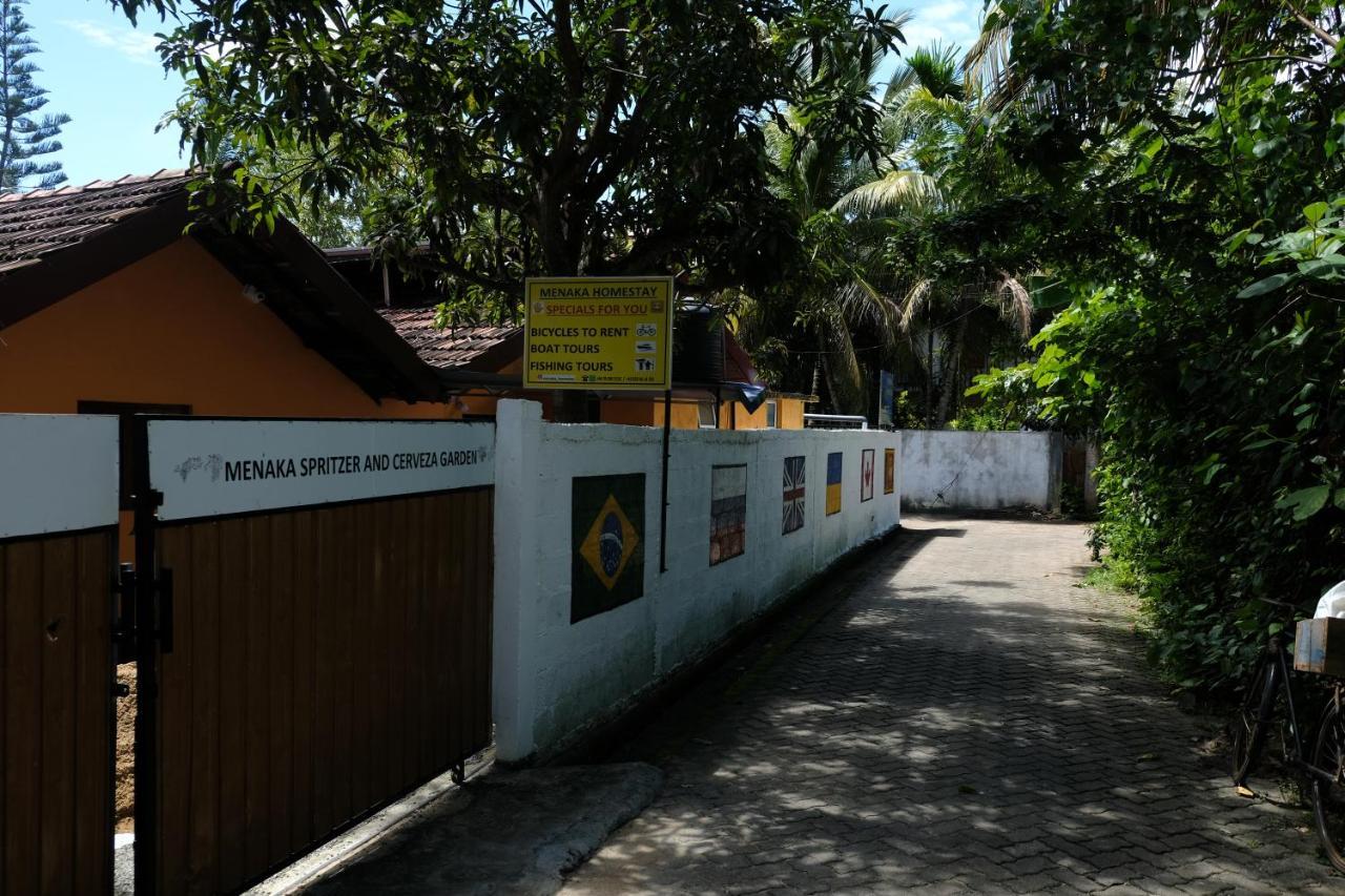 Menaka Homestay Tangalle Extérieur photo