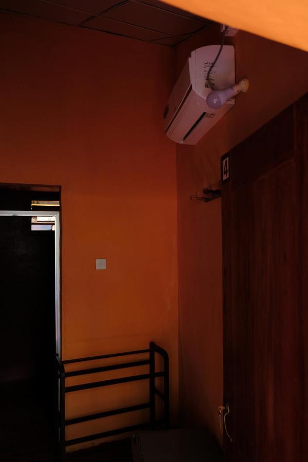 Menaka Homestay Tangalle Extérieur photo