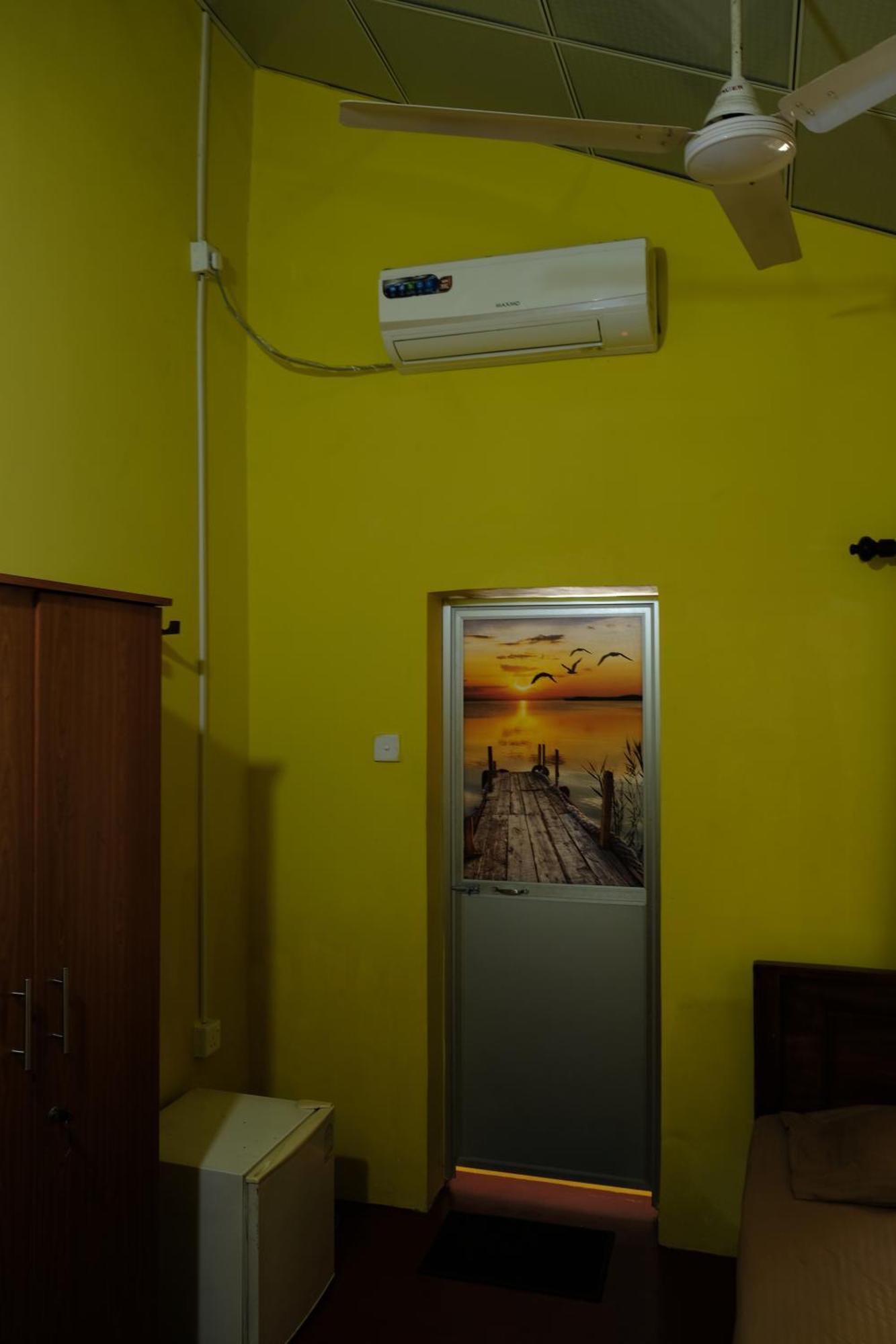Menaka Homestay Tangalle Extérieur photo